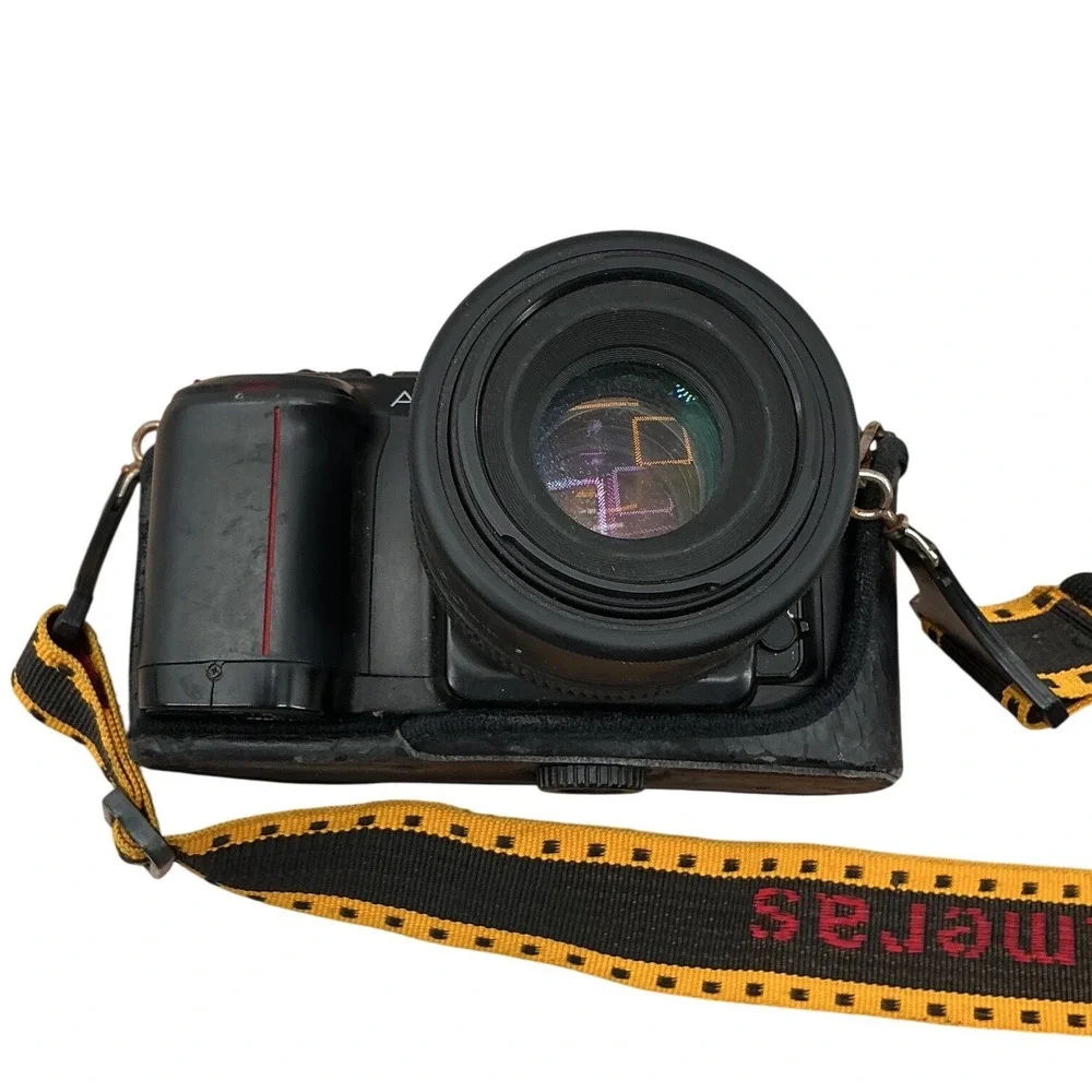 Nikon N6006 AF 35mm SLR Film Camera Quantaray 90mm f2.8 Macro Lens Kodak Strap